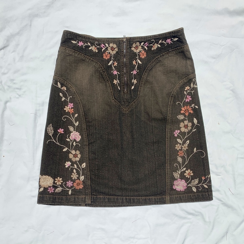 Apostrophe Embroidered Denim Skirt 10 M Y2K Floral A-Line Coastal Cowgirl